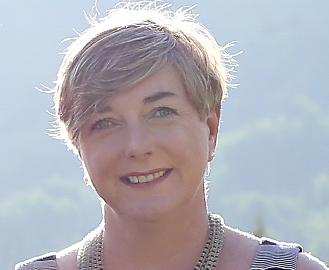 Vicki McLachlan | Civil Celebrant